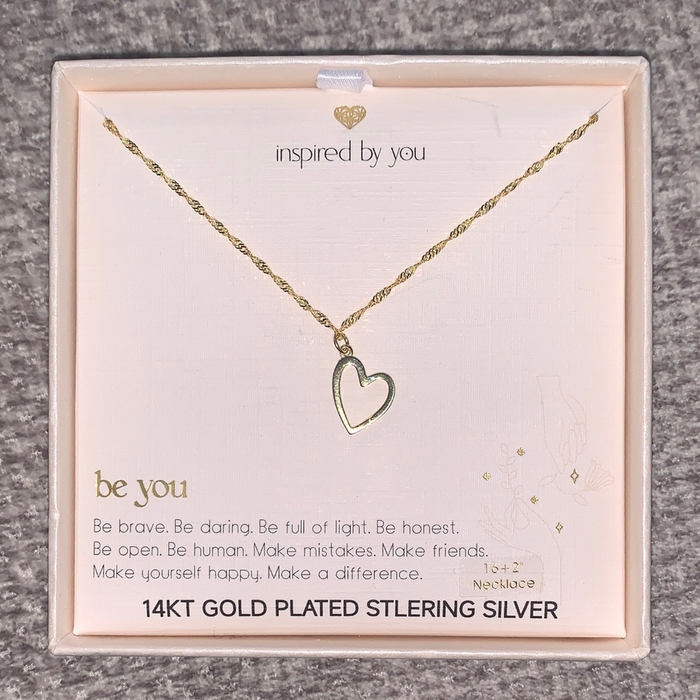 Gold Heart Pendant Necklace